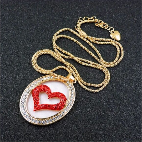 Betsey Johnson Necklace Red Crystal Heart Pendant Gold Tone - Picture 1 of 2